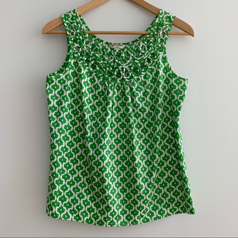 Banana Republic | Patterned Sleeveless Top